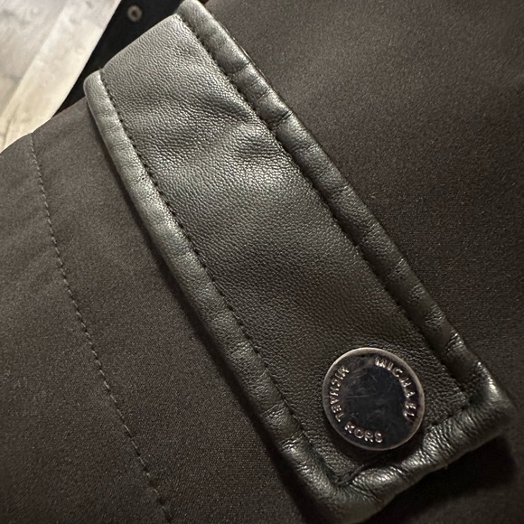 MICHAEL KORS Women's Black Coat Medium - Picture 6 of 17